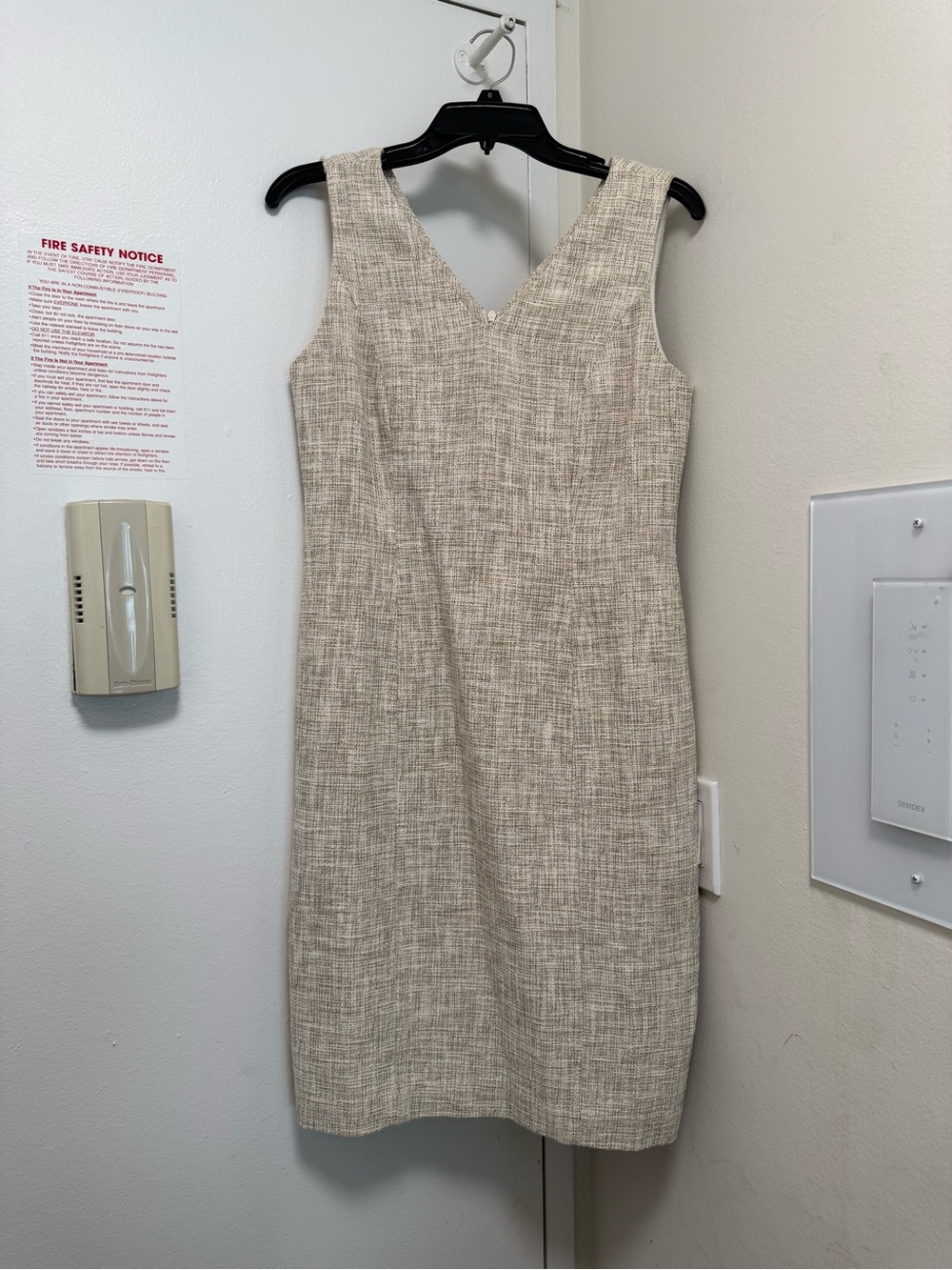 NWT Anne Klein Tweed V-Neck Sheath Dress, Size 2